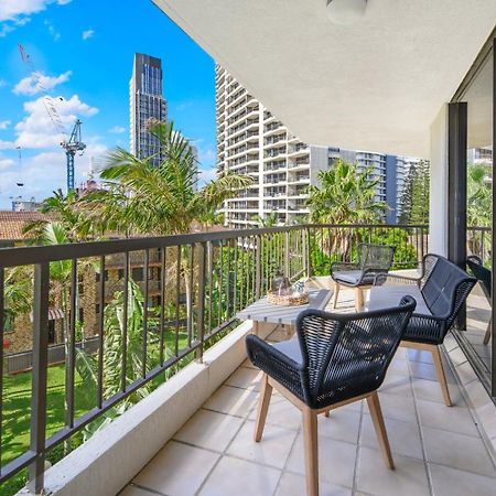 Genesis Apartments By Gold Coast Premium Экстерьер фото