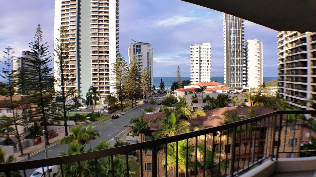 Genesis Apartments By Gold Coast Premium Экстерьер фото