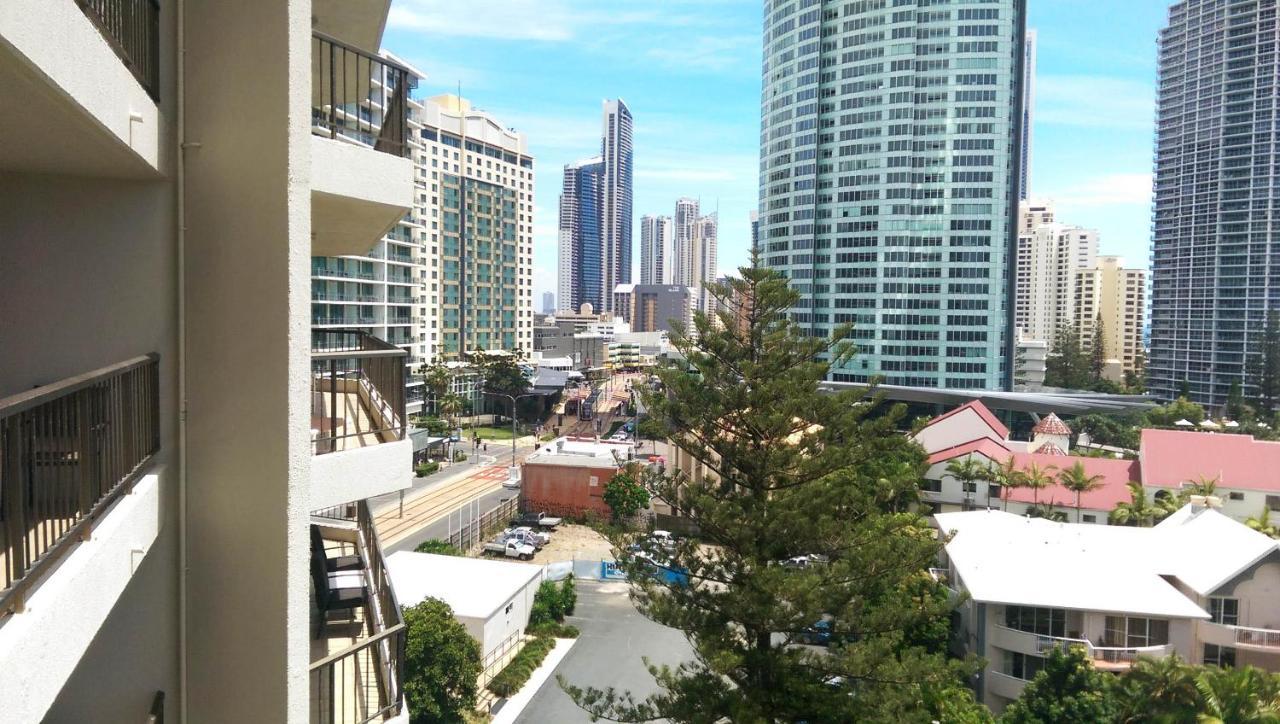 Genesis Apartments By Gold Coast Premium Экстерьер фото