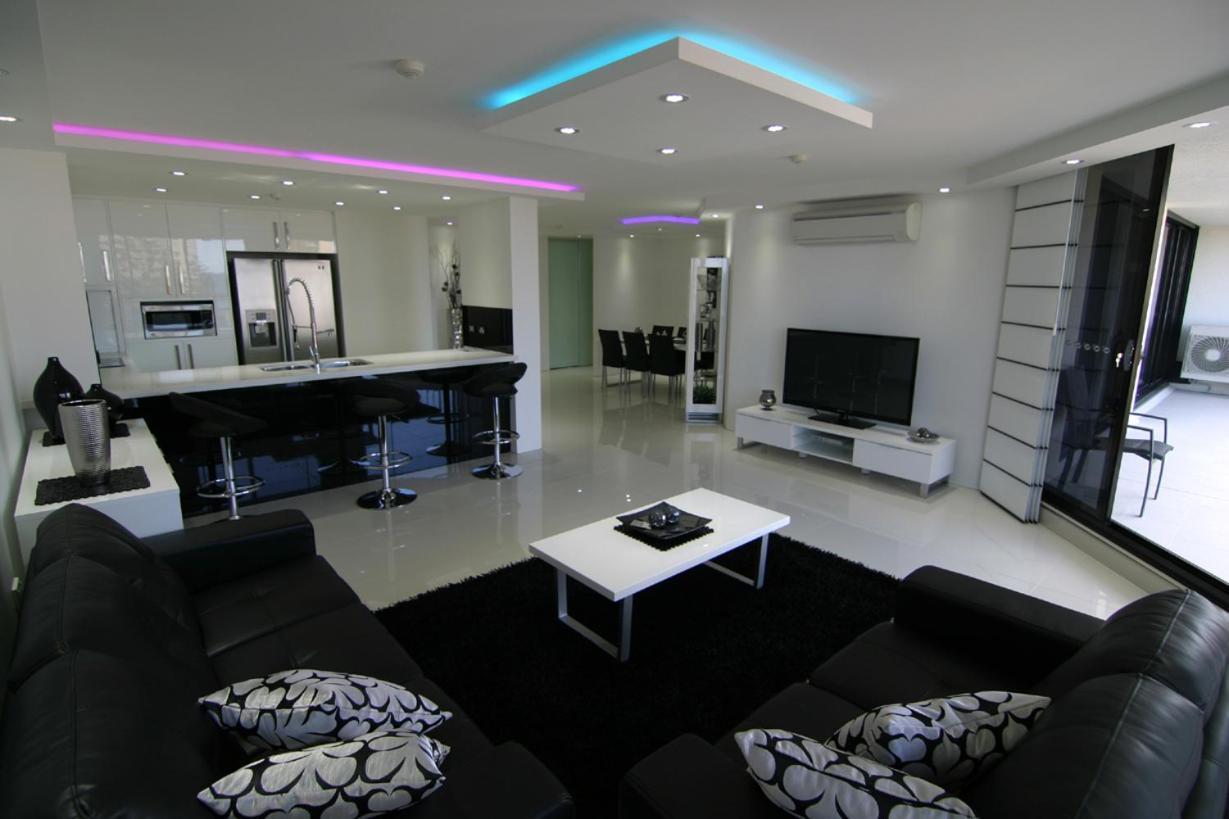 Genesis Apartments By Gold Coast Premium Экстерьер фото