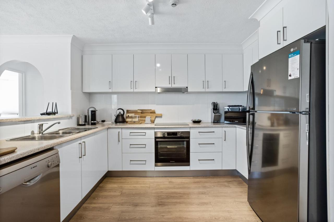 Genesis Apartments By Gold Coast Premium Экстерьер фото