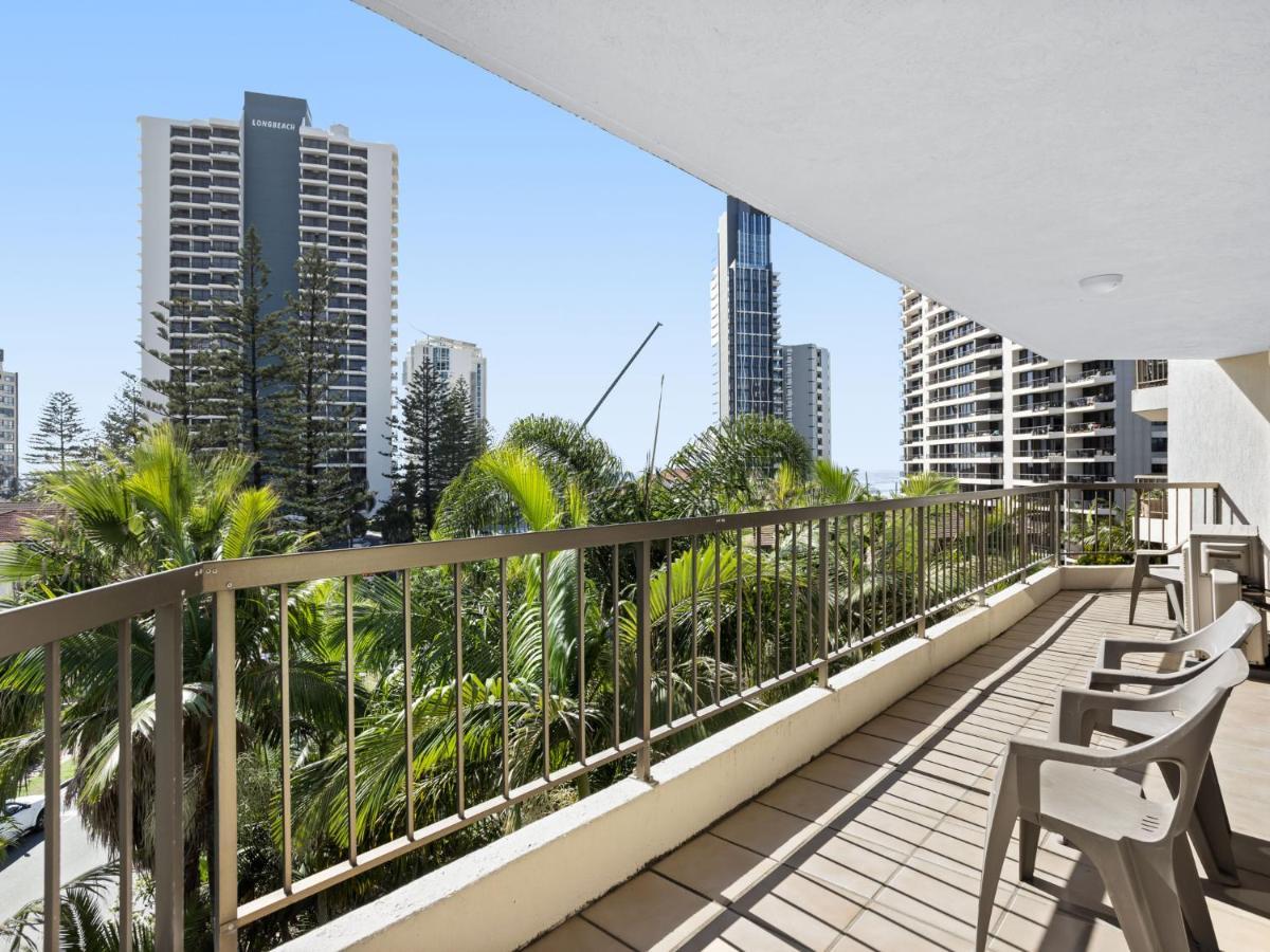 Genesis Apartments By Gold Coast Premium Экстерьер фото